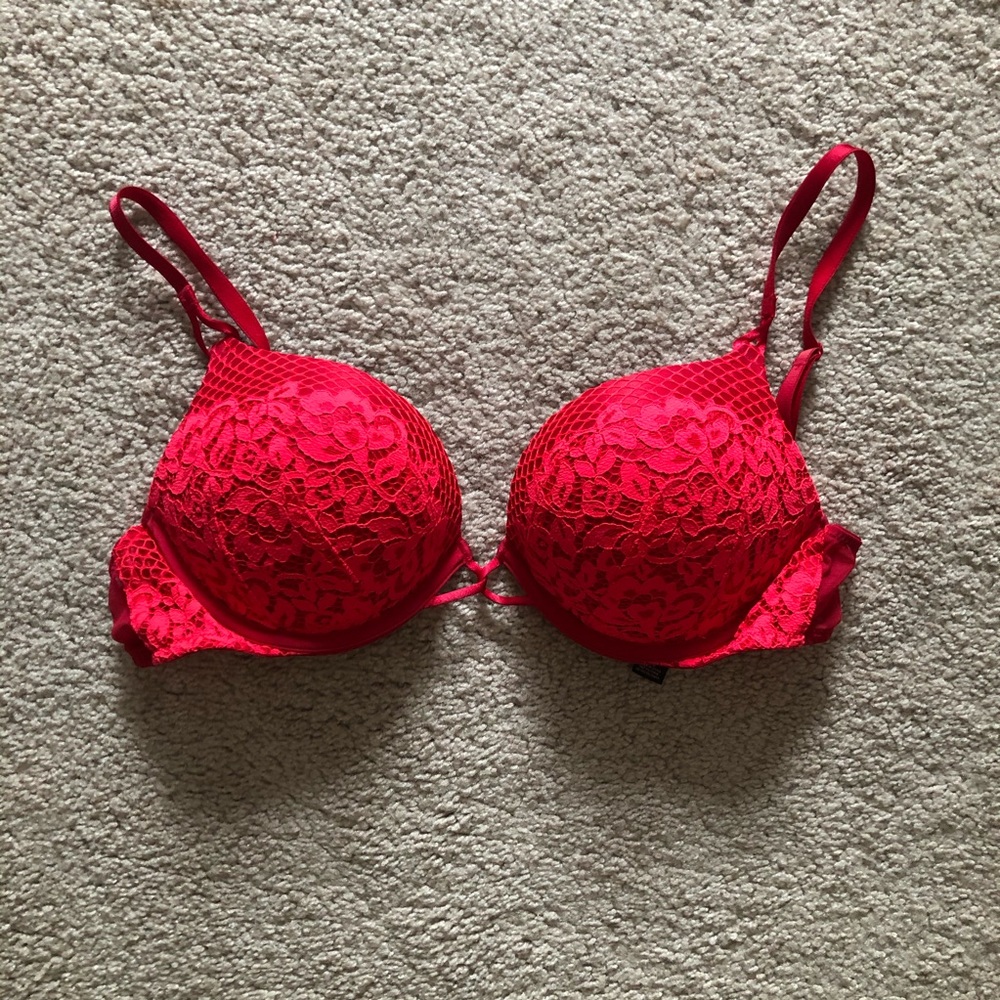 Victoria’s Secret Bombshell Bra